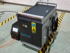 Wielofunkcyjna spawarka laserowa CC-WLD4W1 (1,5kW) chłodzona cieczą